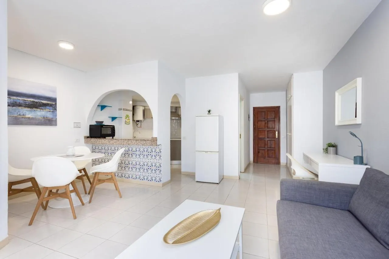 Bonito Apto Los Cristianos, Vistas Al Mar Y Playa شقة